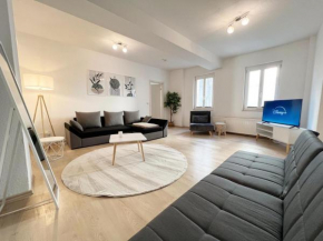 Geräumige Altbauwohnung mit 2 Schlafzimmern